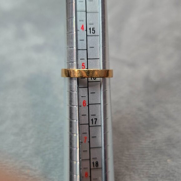 Exquisite Jade & Diamond Cocktail Ring – 18K Gold Elegance - Picture 3 of 11